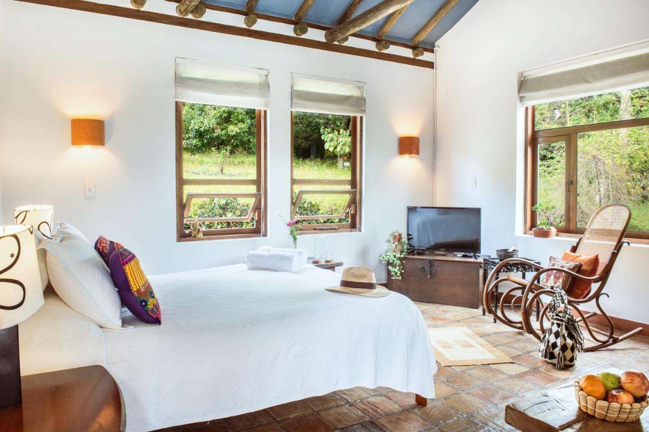 Passadhi Ayurveda & Yoga Retreat Hotel บียาเดเลย์บา ภายนอก รูปภาพ